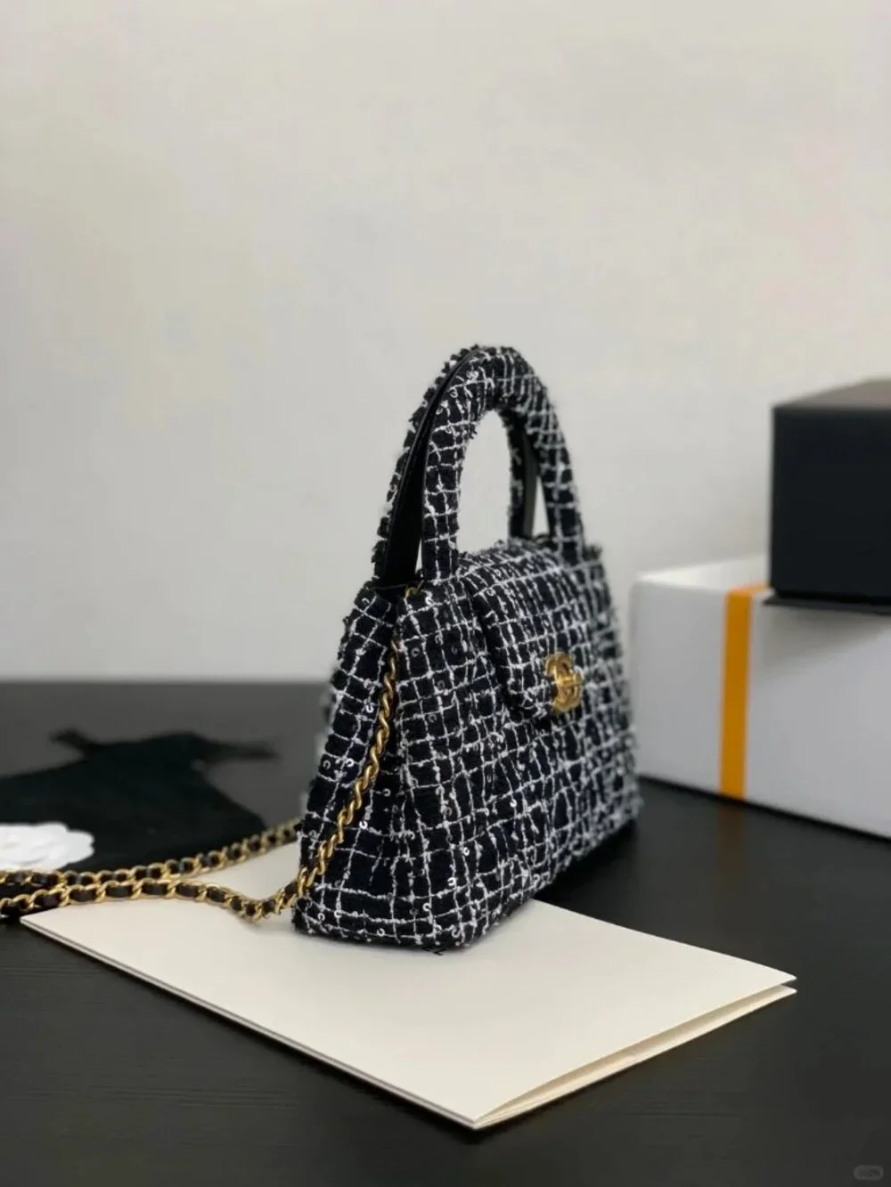 Classic CHANEL Bags: A Stylish and Versatile Choice for Elegance